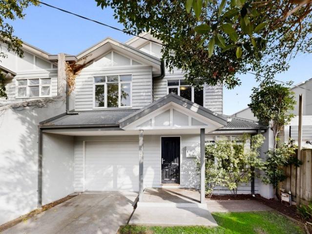 Townhouse for rent in Camerons Creek, Victoria