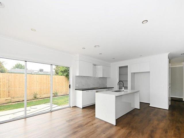 Townhouse for rent in Camerons Creek, Victoria