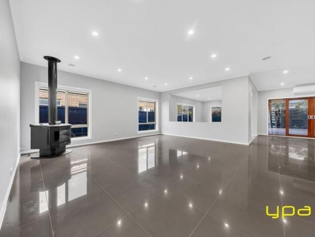 House for rent in Arena Estate, Melbourne