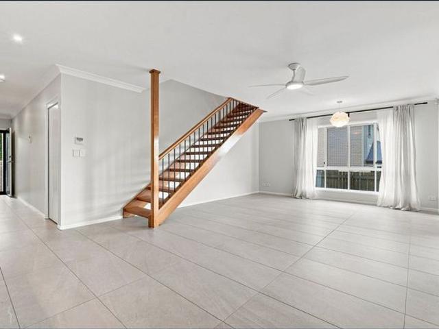 Townhouse for rent in Methul, Queensland