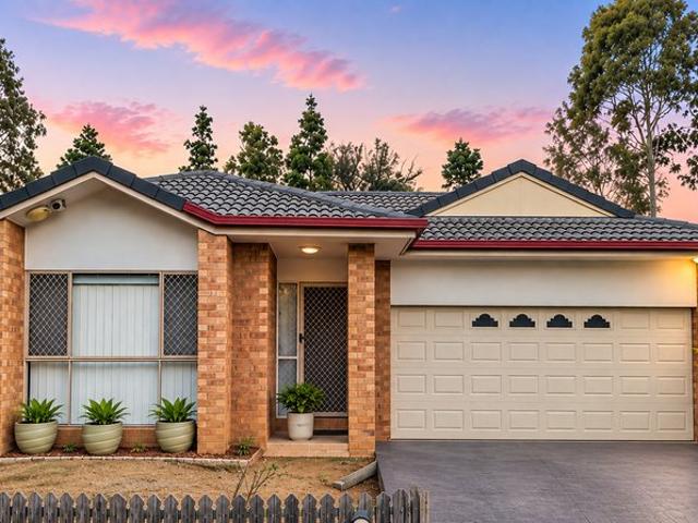 House for sale in Creekside, Greater Brisbane