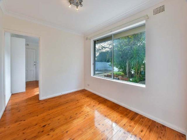 House for rent in Bradbury, Sydney