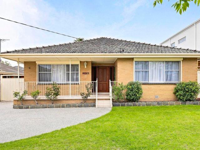 House for sale in Keilor East, Melbourne