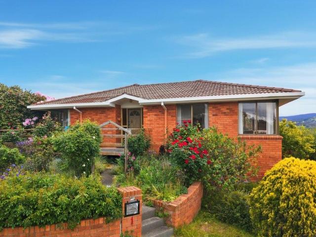 House for sale in Kingston, Tasmania