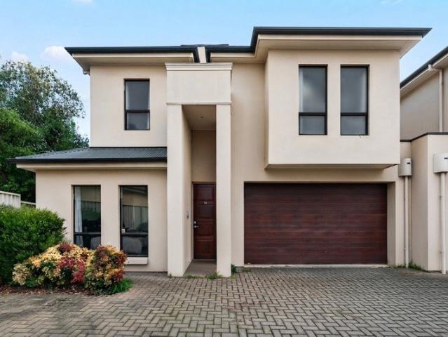 Townhouse for sale in Horseshoe Creek, South Australia
