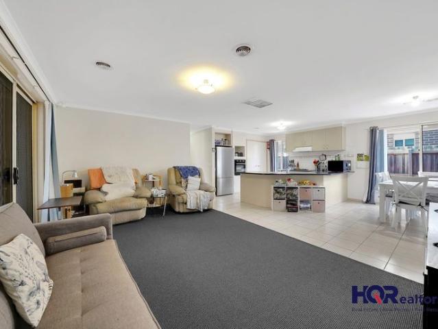 House for rent in Brookfield, Melbourne
