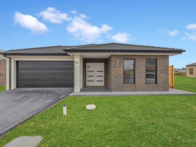 House for rent in Junction Village, Melbourne