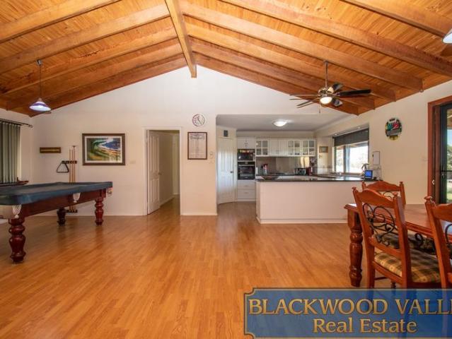 House for rent in Kangaroo Gully, Western Australia