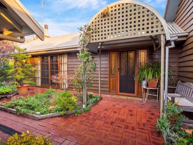 House for sale in Horsham, Victoria