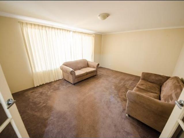 House for rent in Canning Vale, Western Australia