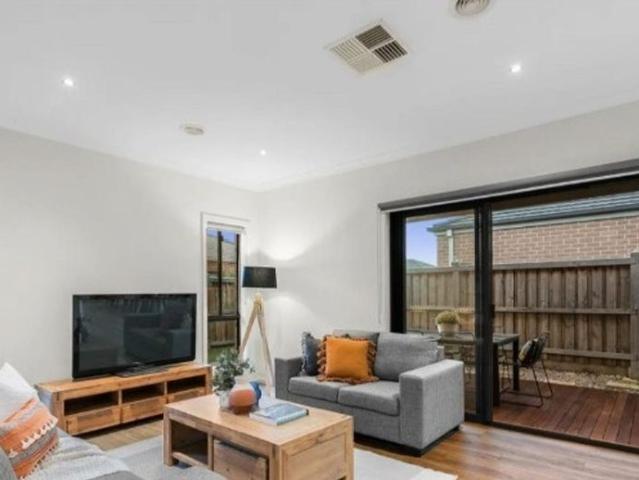 House for rent in Saltwater Coast, Melbourne
