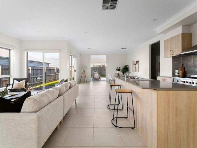 House for rent in Eynesbury, Melbourne
