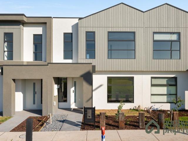 Townhouse for rent in Camerons Creek, Victoria