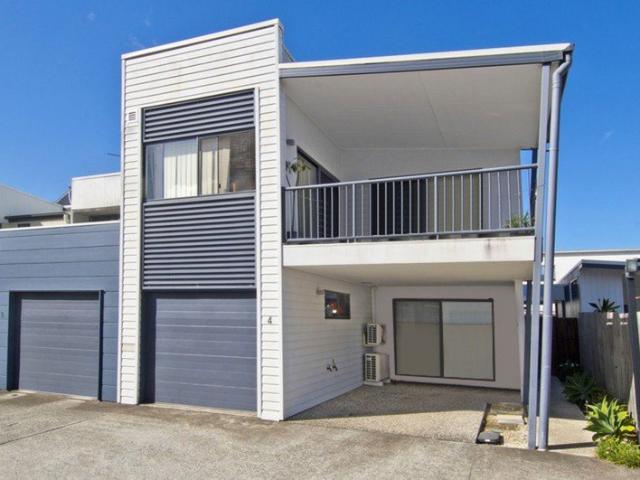 Townhouse for sale in Fernbrook, Queensland