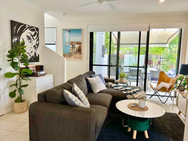 Townhouse for rent in Fernbrook, Queensland