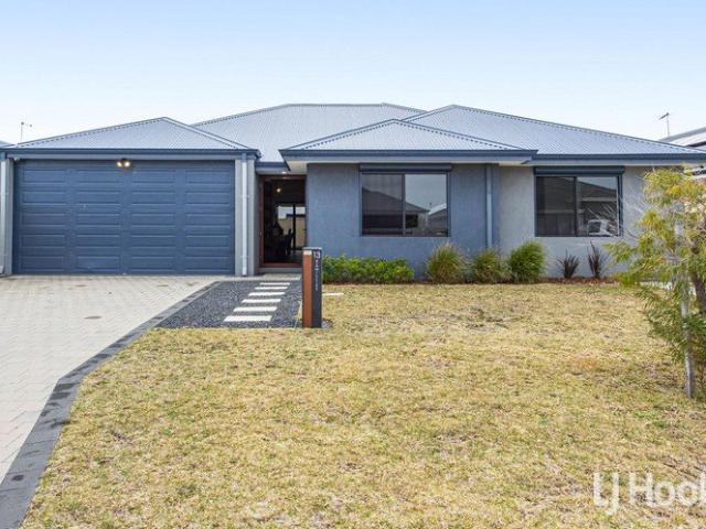 House for sale in Parklands, Western Australia