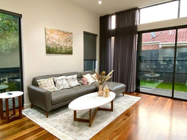 Townhouse for rent in Camerons Creek, Victoria