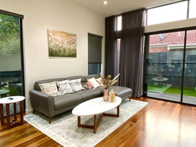 Townhouse for rent in Camerons Creek, Victoria
