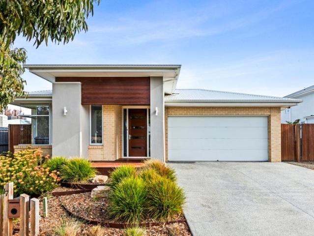 House for sale in Ocean Grove, Victoria