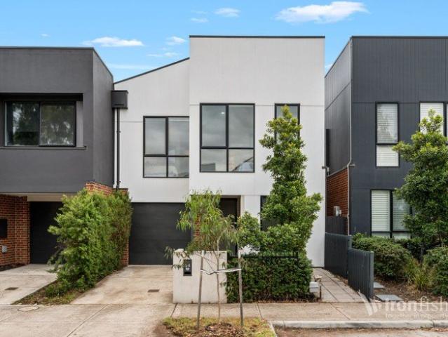 Townhouse for sale in Camerons Creek, Victoria