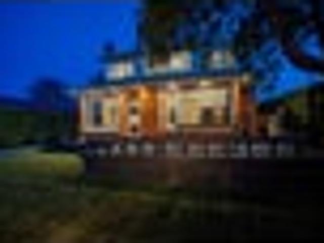 House for sale in Waverley