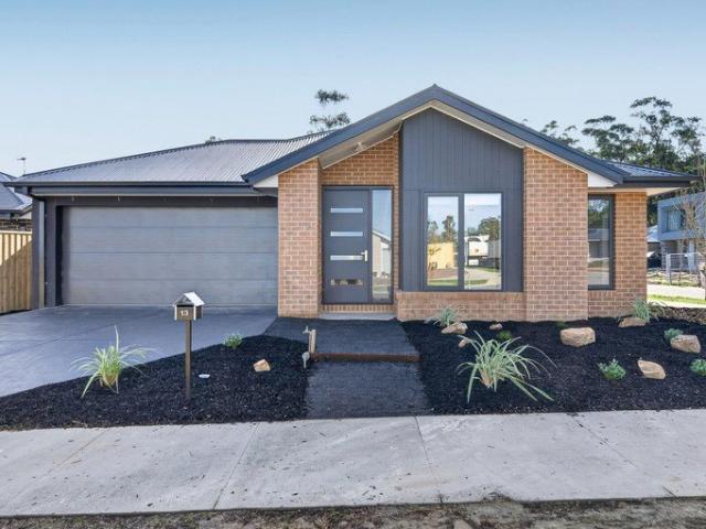 House for rent in Drouin, Victoria