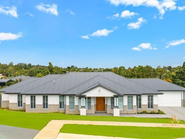 House for sale in Drouin, Victoria