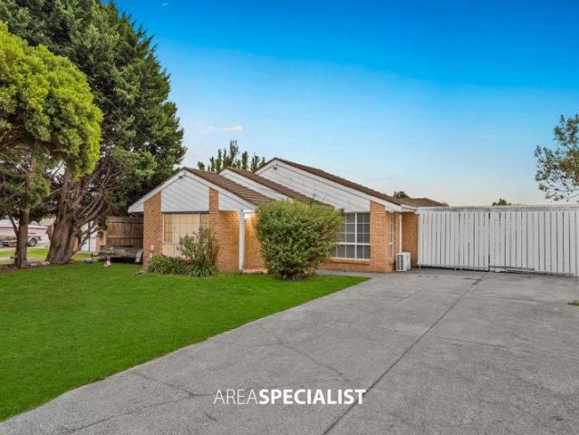 House for sale in Cranbourne West, Melbourne