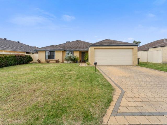 House for sale in Wattle Grove, Western Australia