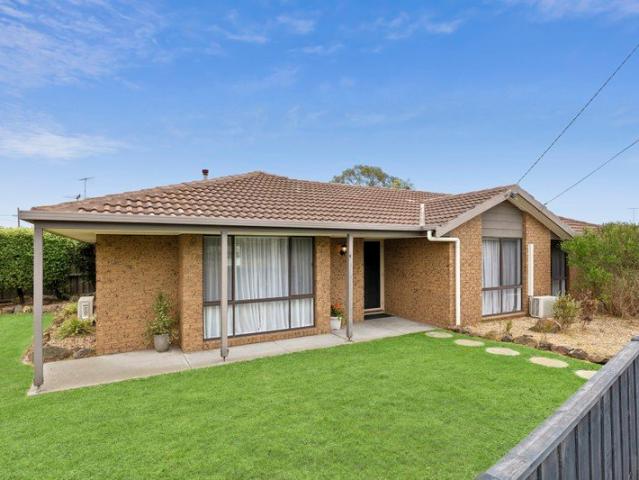 House for sale in St Albans Park, Geelong