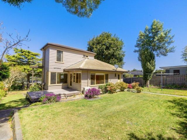 House for sale in Kalimna, Victoria