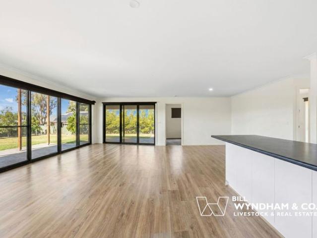 House for rent in Nicholson, Victoria
