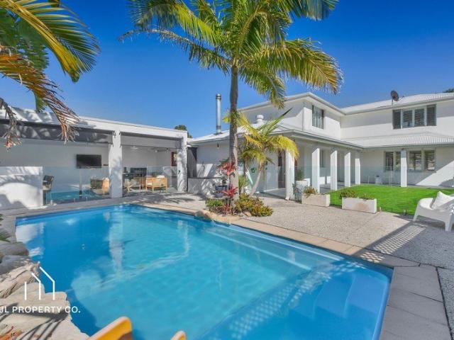 House for sale in St Huberts Island, Gosford