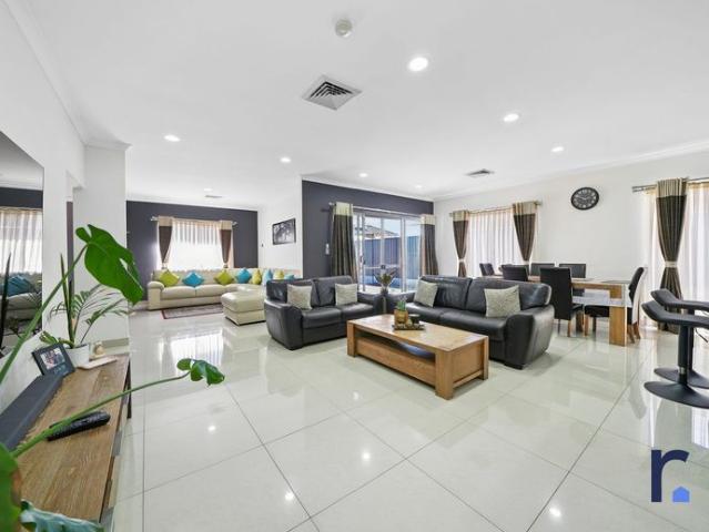 Townhouse for rent in Brabham, City of Swan
