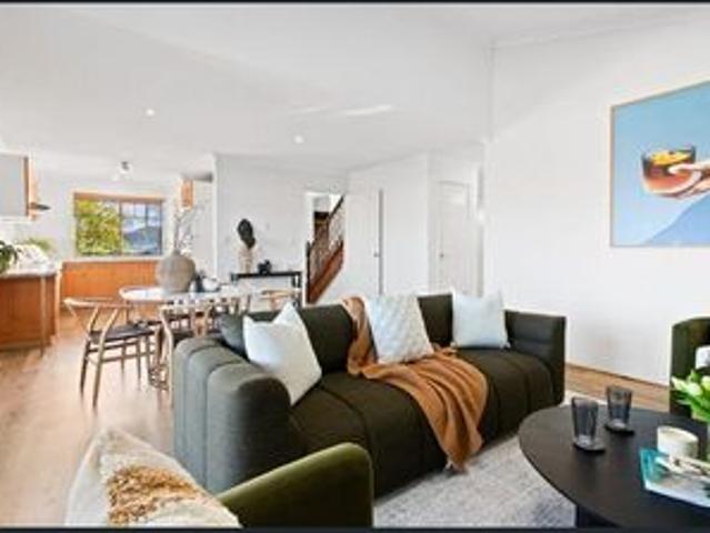 House for rent in Hocking, Western Australia
