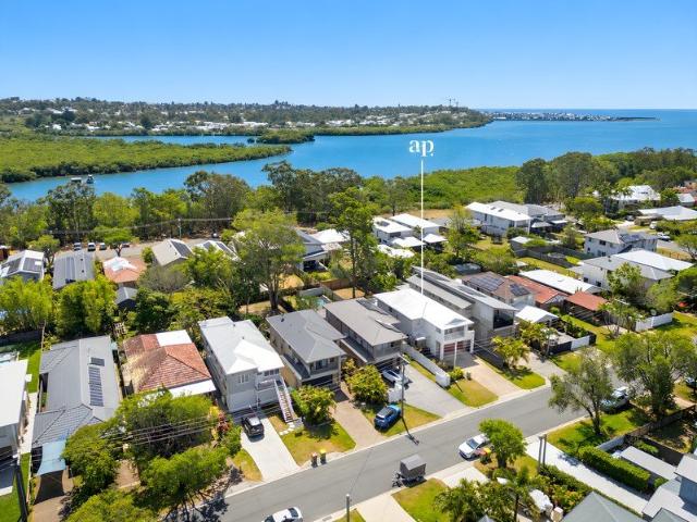 House for sale in Thorneside, Greater Brisbane