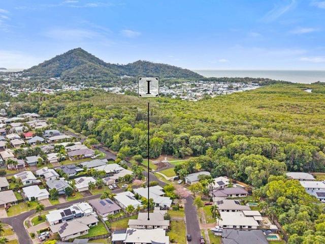 House for sale in Kewarra Beach, Queensland