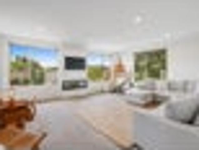 House for sale in Whangaparaoa