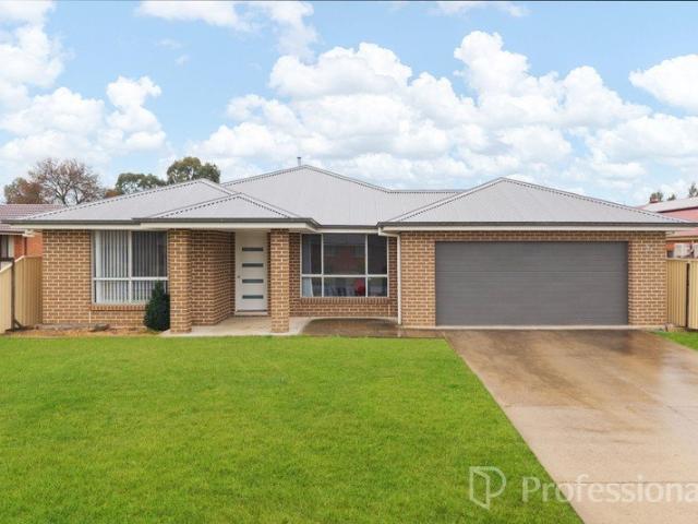 House for sale in Bathurst, New South Wales