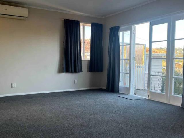 House for rent in New Windsor, Whau