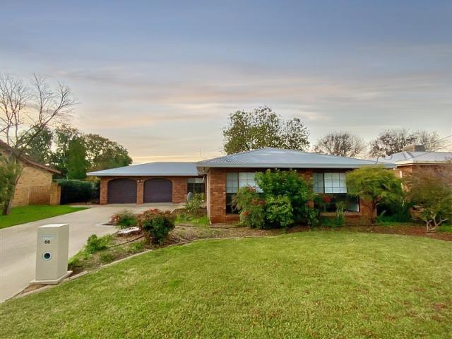 House for sale in Bedgerabong, New South Wales