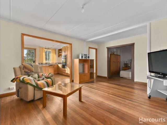 House for rent in George Town