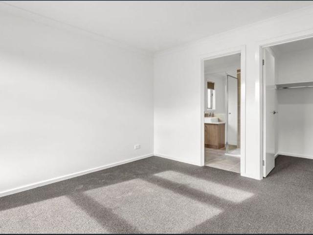 House for rent in Wattle Grove Estate, Geelong