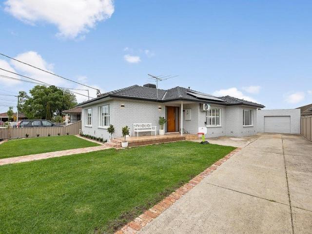 House for sale in Sunshine West, Melbourne