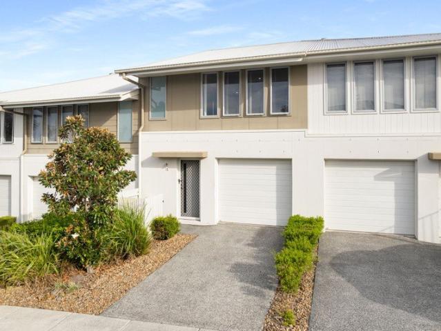 Townhouse for sale in Toombul, Queensland