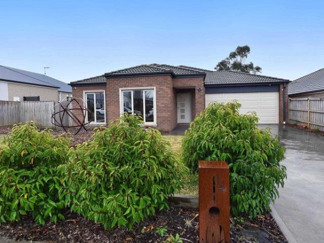 House for rent in Gisborne, Victoria