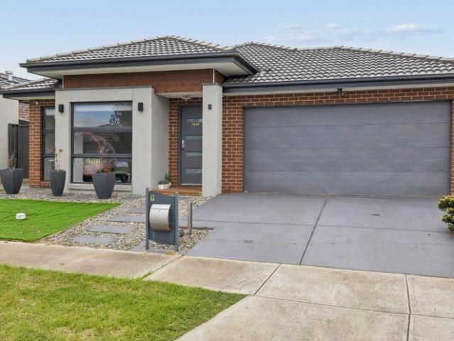House for sale in Cornerstone, Melbourne