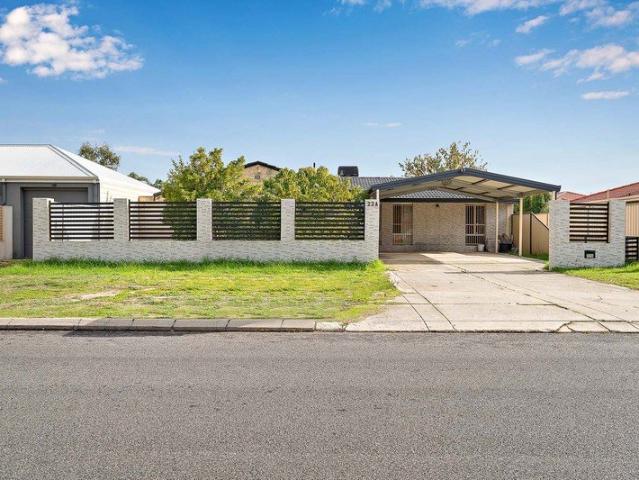 House for sale in Queens Park, Western Australia