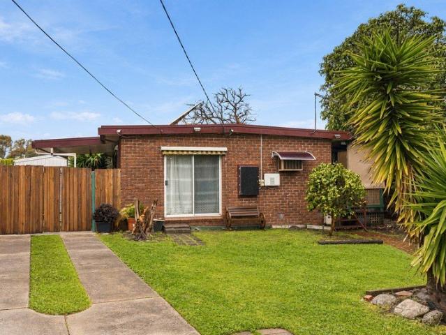 House for sale in Kingsbury, Melbourne