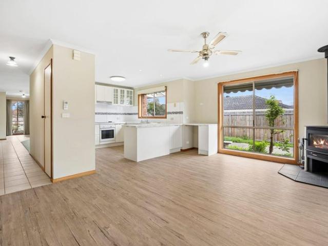 House for rent in Leopold, Victoria